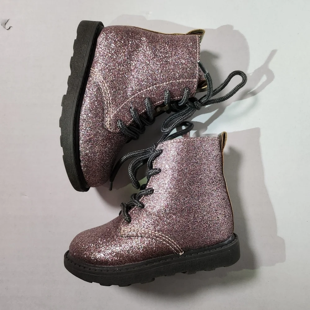 Carter‎ Toddler Glitter lace-up boots